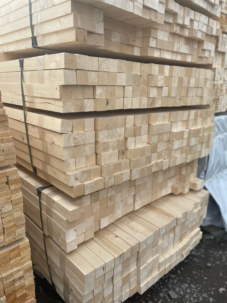 Брус 50x50x3 м сухой строганный